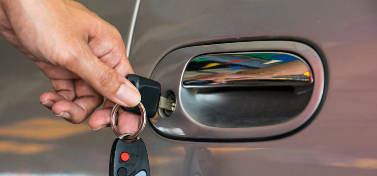 Car door lock repair in Santa Monica